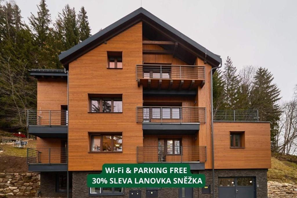 Vlci Stopa Apartments Пец под Снескоу Екстер'єр фото